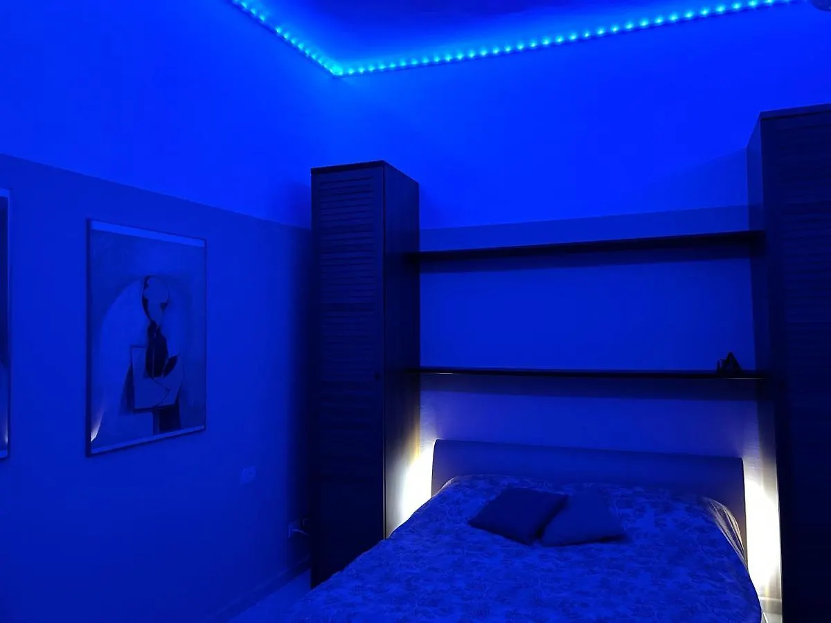 شقة Luminoso Monolocale Zona Servita لينيانو إيطاليا